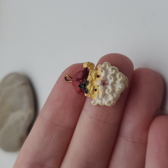 Vintage whimsical‎ Santa Claus charm pendant - Picture 1 of 1
